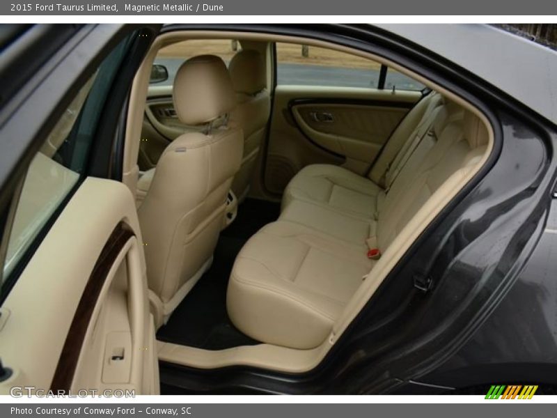 Magnetic Metallic / Dune 2015 Ford Taurus Limited