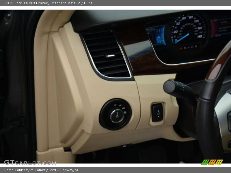 Magnetic Metallic / Dune 2015 Ford Taurus Limited