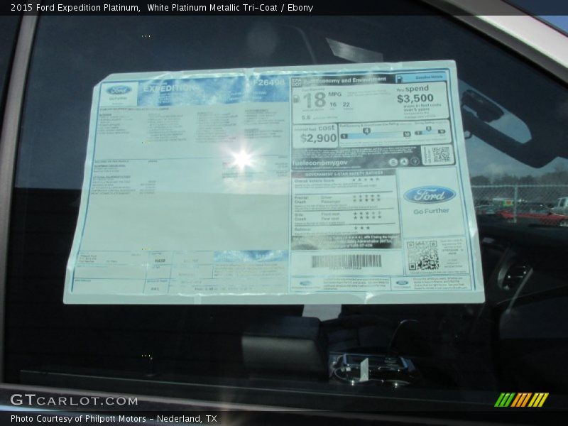 White Platinum Metallic Tri-Coat / Ebony 2015 Ford Expedition Platinum