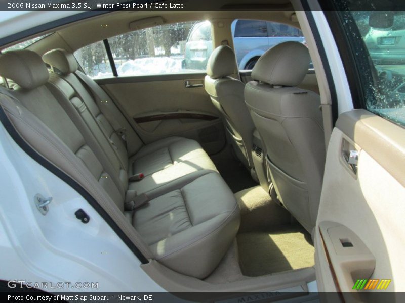 Winter Frost Pearl / Cafe Latte 2006 Nissan Maxima 3.5 SL