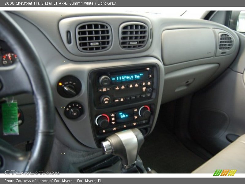 Summit White / Light Gray 2008 Chevrolet TrailBlazer LT 4x4