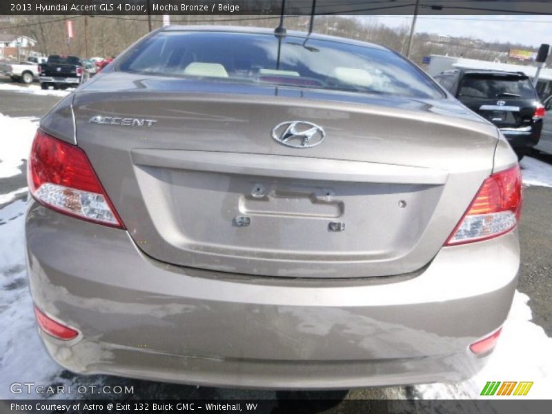 Mocha Bronze / Beige 2013 Hyundai Accent GLS 4 Door