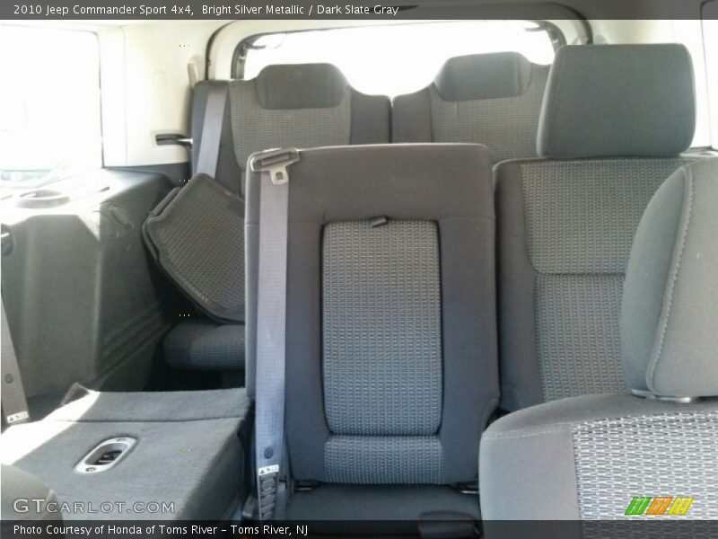 Bright Silver Metallic / Dark Slate Gray 2010 Jeep Commander Sport 4x4