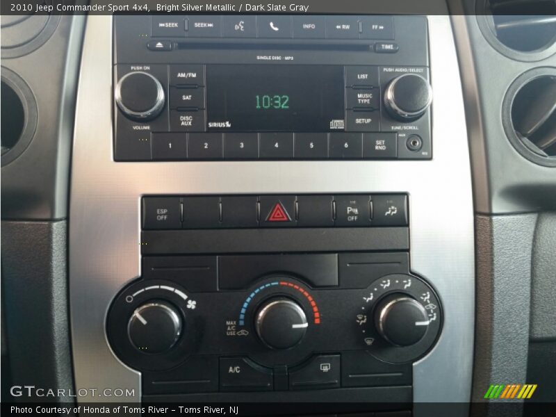Bright Silver Metallic / Dark Slate Gray 2010 Jeep Commander Sport 4x4