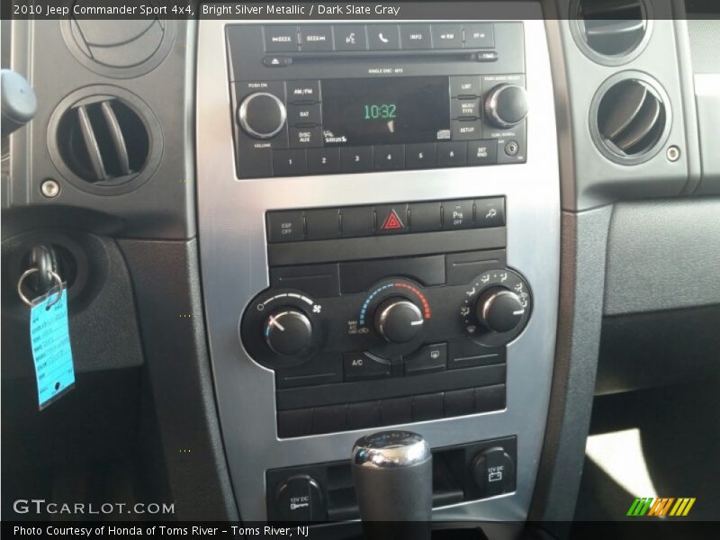 Bright Silver Metallic / Dark Slate Gray 2010 Jeep Commander Sport 4x4