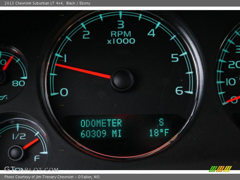 Black / Ebony 2013 Chevrolet Suburban LT 4x4