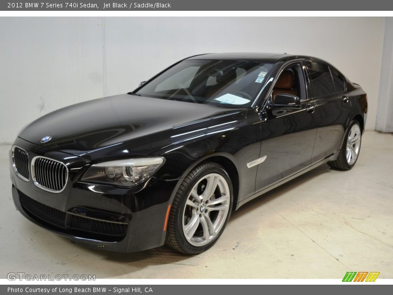 Front 3/4 View of 2012 7 Series 740i Sedan
