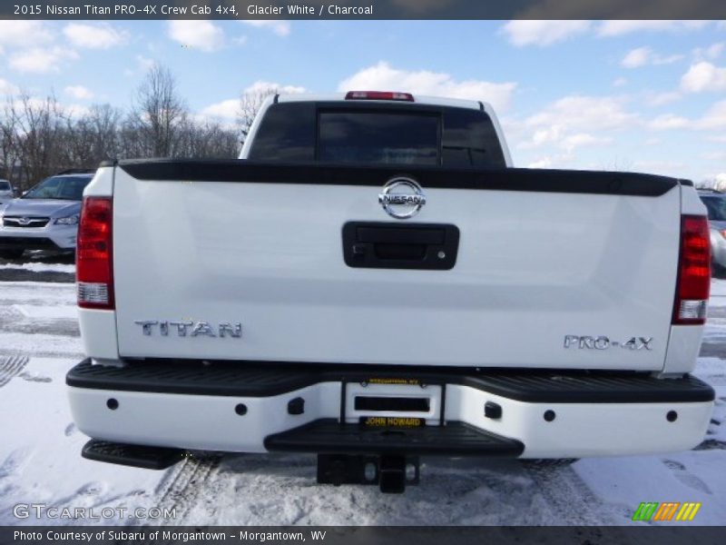 Glacier White / Charcoal 2015 Nissan Titan PRO-4X Crew Cab 4x4