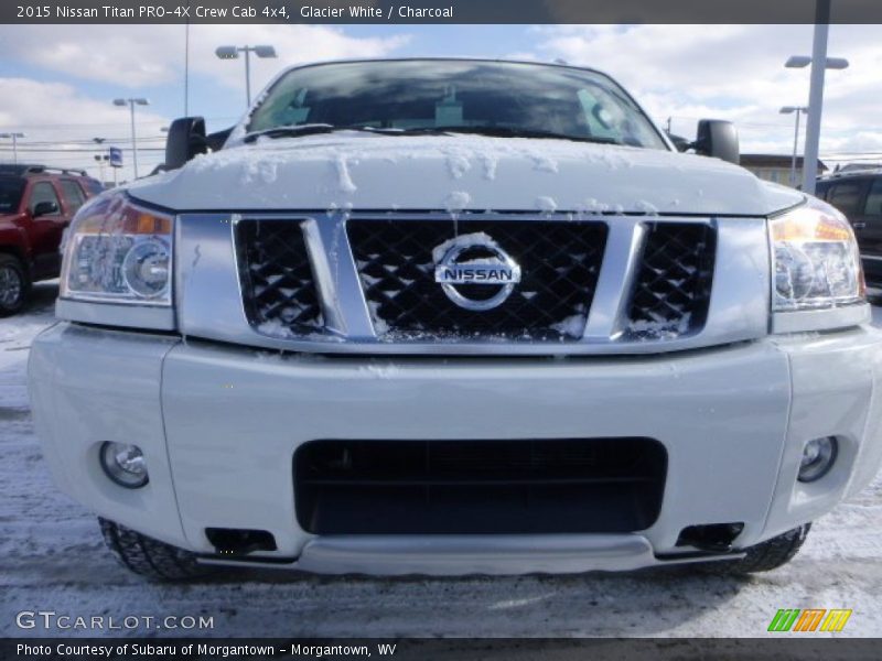 Glacier White / Charcoal 2015 Nissan Titan PRO-4X Crew Cab 4x4