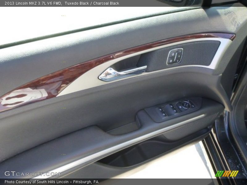 Tuxedo Black / Charcoal Black 2013 Lincoln MKZ 3.7L V6 FWD