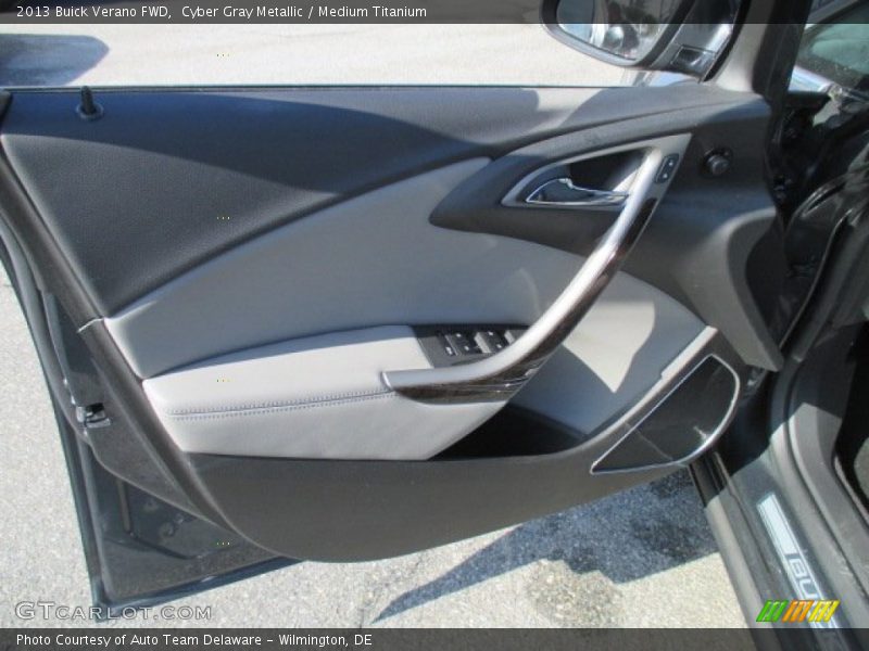 Cyber Gray Metallic / Medium Titanium 2013 Buick Verano FWD