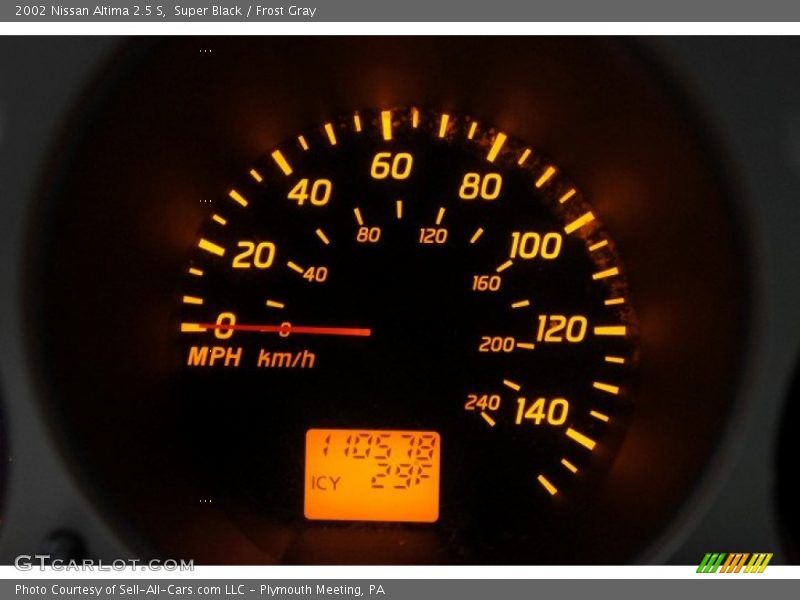 Super Black / Frost Gray 2002 Nissan Altima 2.5 S
