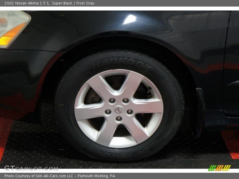 Super Black / Frost Gray 2002 Nissan Altima 2.5 S