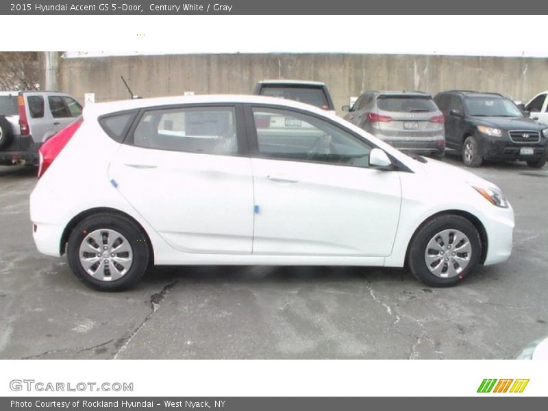 Century White / Gray 2015 Hyundai Accent GS 5-Door