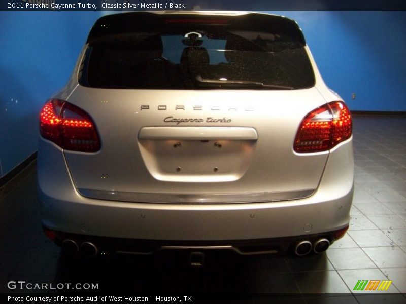 Classic Silver Metallic / Black 2011 Porsche Cayenne Turbo
