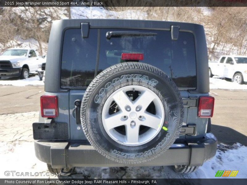 Anvil / Black 2015 Jeep Wrangler Unlimited Sport 4x4