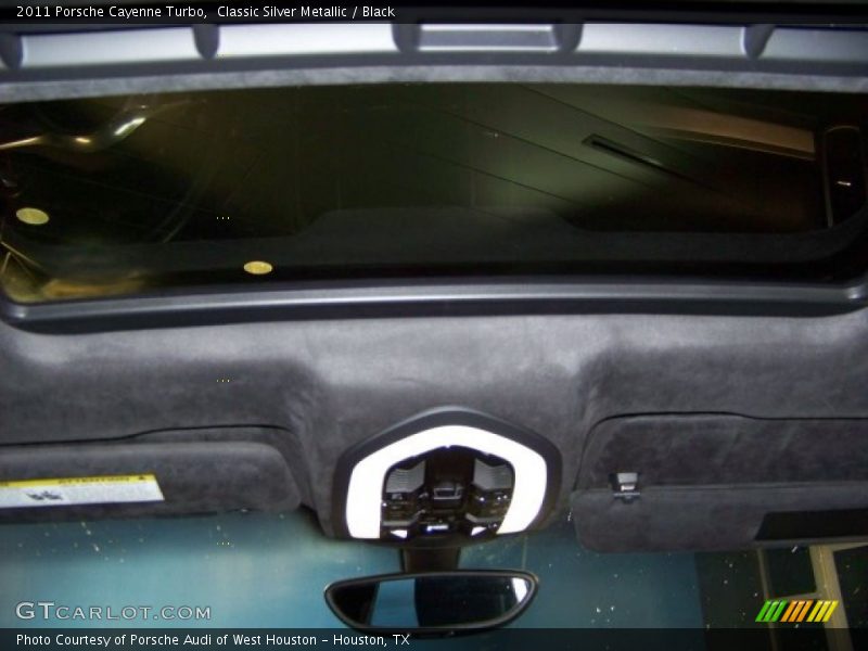 Classic Silver Metallic / Black 2011 Porsche Cayenne Turbo