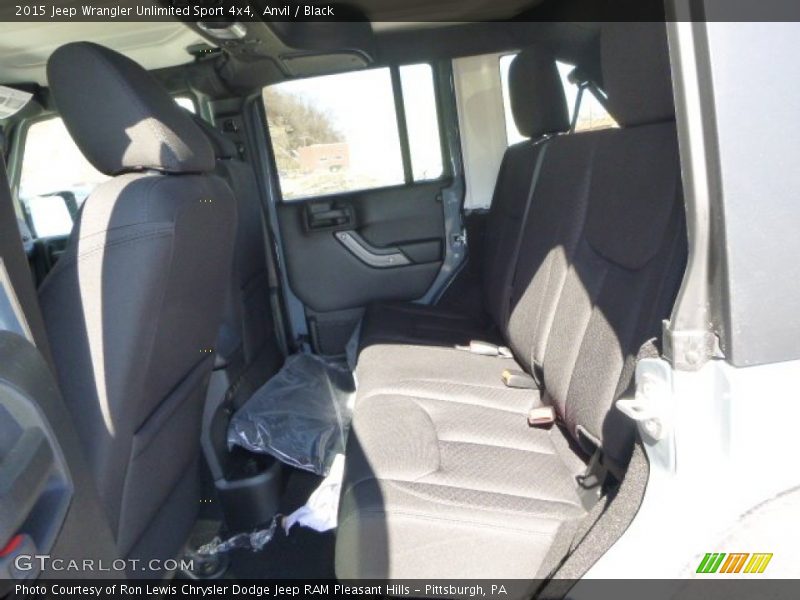 Anvil / Black 2015 Jeep Wrangler Unlimited Sport 4x4