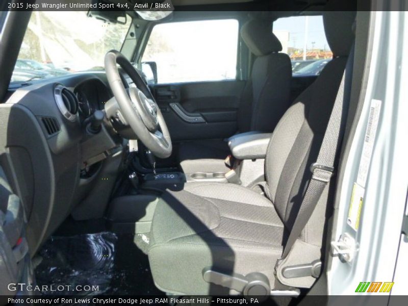 Anvil / Black 2015 Jeep Wrangler Unlimited Sport 4x4