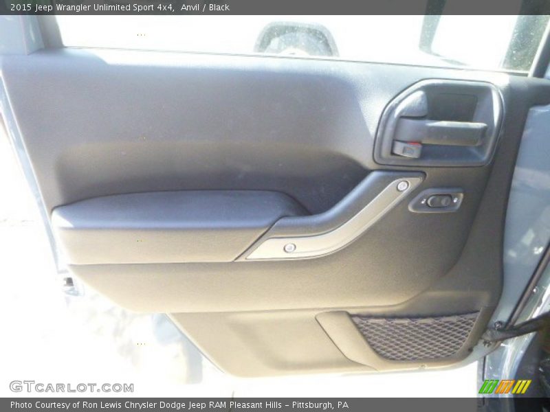 Anvil / Black 2015 Jeep Wrangler Unlimited Sport 4x4
