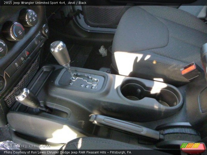 Anvil / Black 2015 Jeep Wrangler Unlimited Sport 4x4
