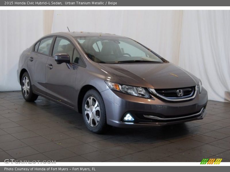 Front 3/4 View of 2015 Civic Hybrid-L Sedan