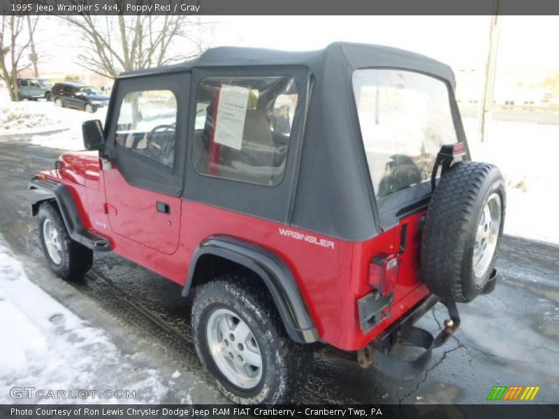 Poppy Red / Gray 1995 Jeep Wrangler S 4x4