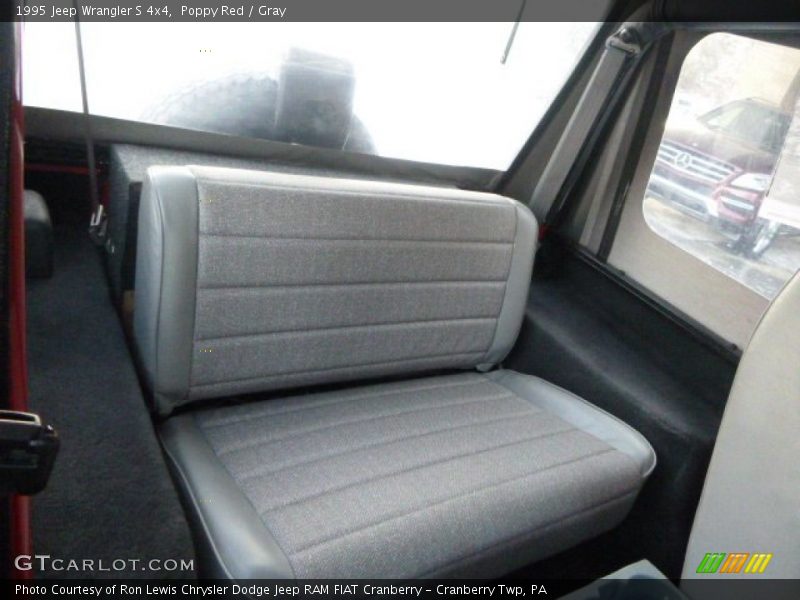 Poppy Red / Gray 1995 Jeep Wrangler S 4x4