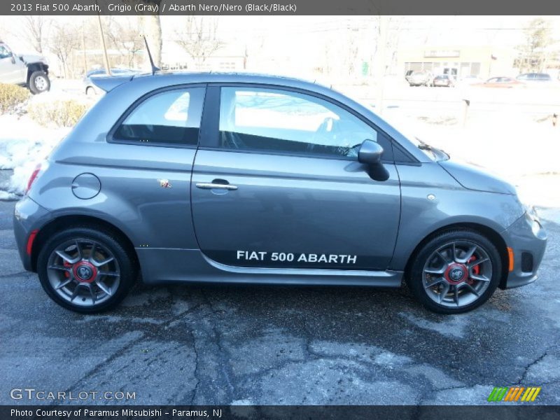 Grigio (Gray) / Abarth Nero/Nero (Black/Black) 2013 Fiat 500 Abarth