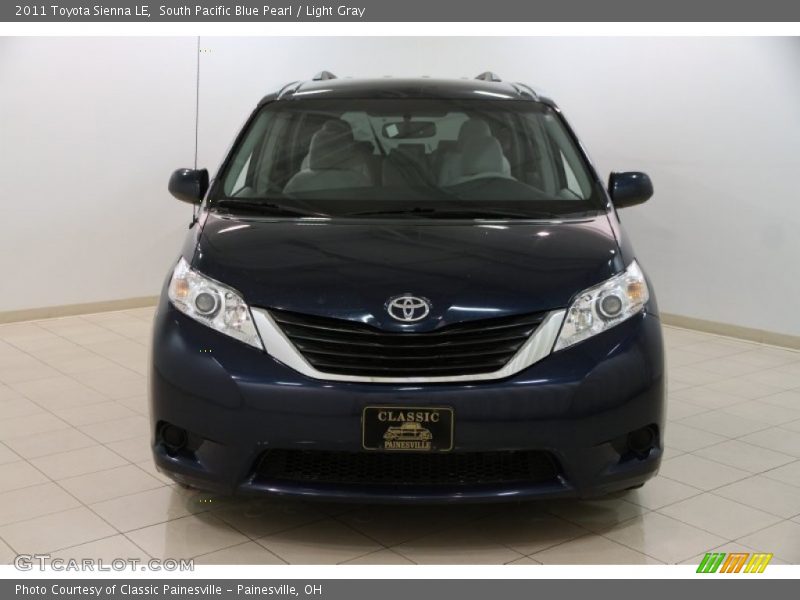 South Pacific Blue Pearl / Light Gray 2011 Toyota Sienna LE