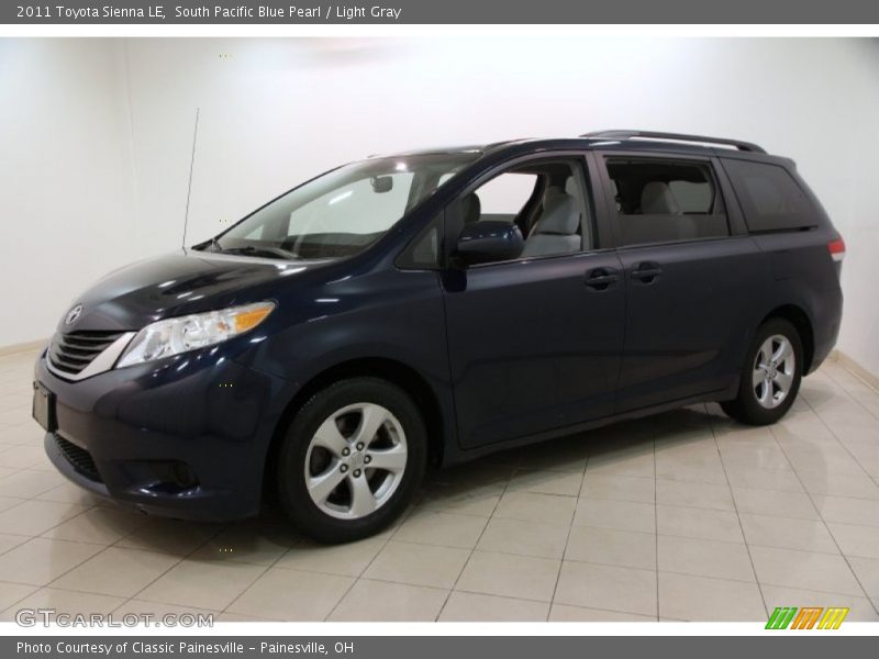 South Pacific Blue Pearl / Light Gray 2011 Toyota Sienna LE