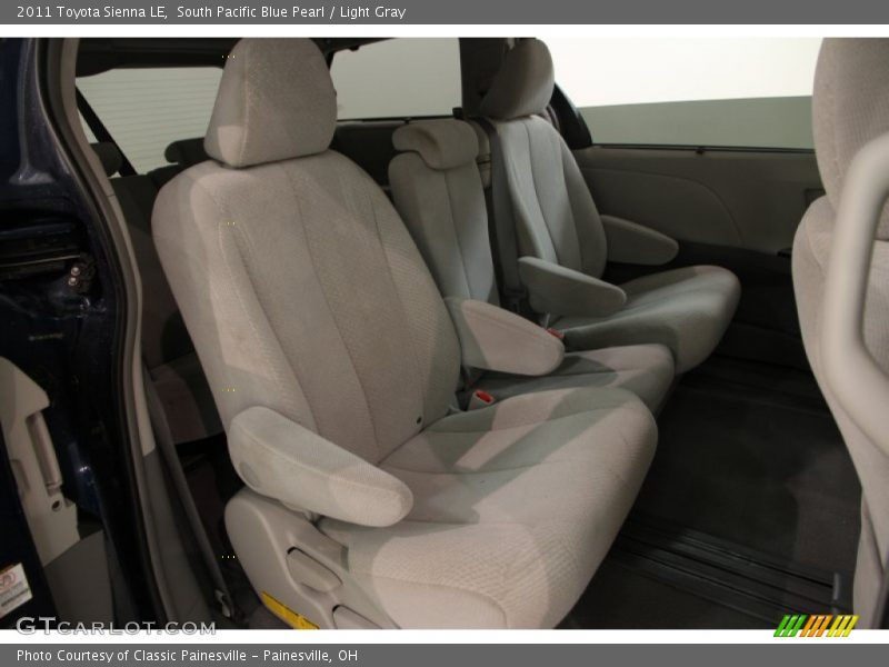 South Pacific Blue Pearl / Light Gray 2011 Toyota Sienna LE