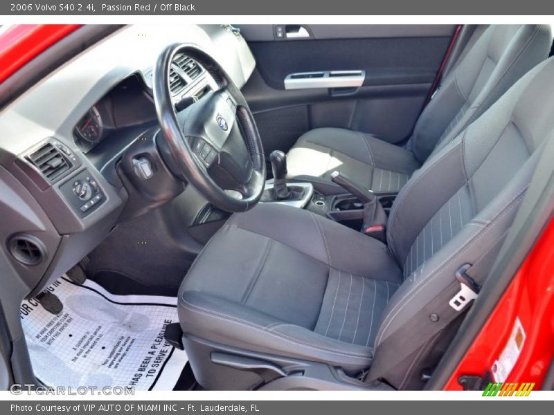Passion Red / Off Black 2006 Volvo S40 2.4i