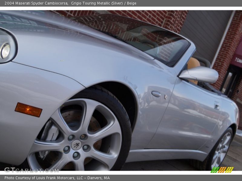Grigio Touring Metallic (Silver) / Beige 2004 Maserati Spyder Cambiocorsa