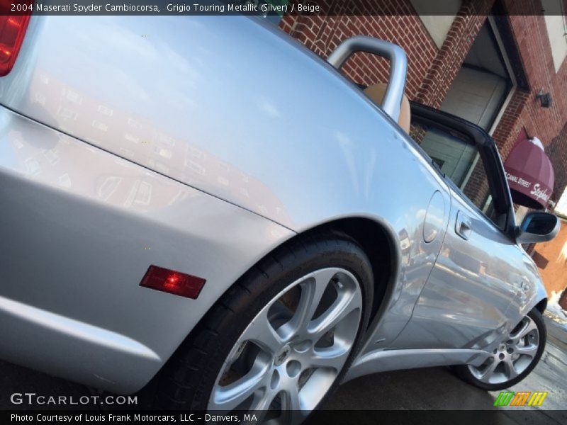 Grigio Touring Metallic (Silver) / Beige 2004 Maserati Spyder Cambiocorsa