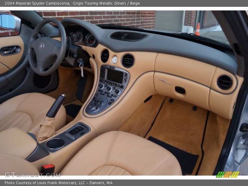 Dashboard of 2004 Spyder Cambiocorsa