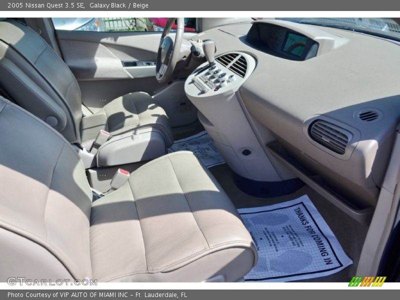 Galaxy Black / Beige 2005 Nissan Quest 3.5 SE