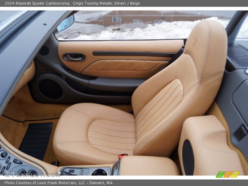 Front Seat of 2004 Spyder Cambiocorsa