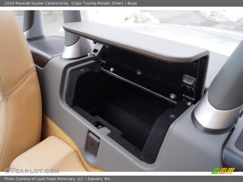 Grigio Touring Metallic (Silver) / Beige 2004 Maserati Spyder Cambiocorsa