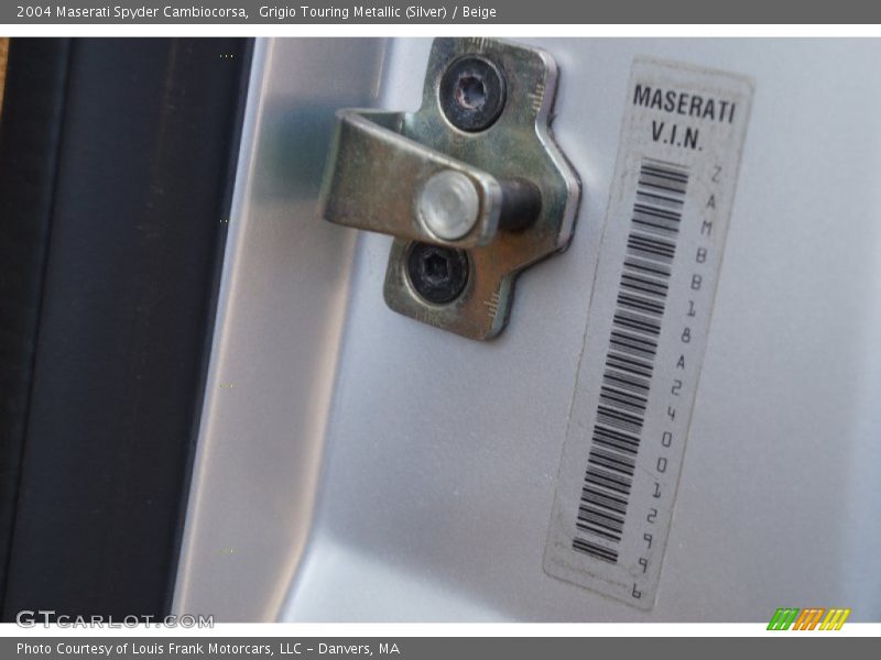 Grigio Touring Metallic (Silver) / Beige 2004 Maserati Spyder Cambiocorsa