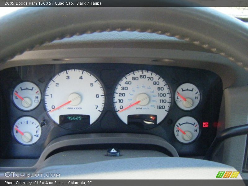 Black / Taupe 2005 Dodge Ram 1500 ST Quad Cab