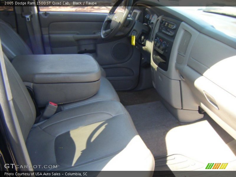 Black / Taupe 2005 Dodge Ram 1500 ST Quad Cab