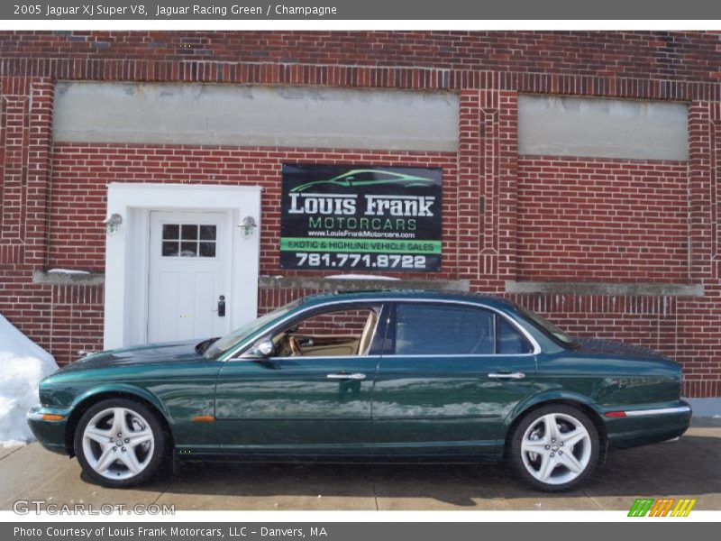 Jaguar Racing Green / Champagne 2005 Jaguar XJ Super V8