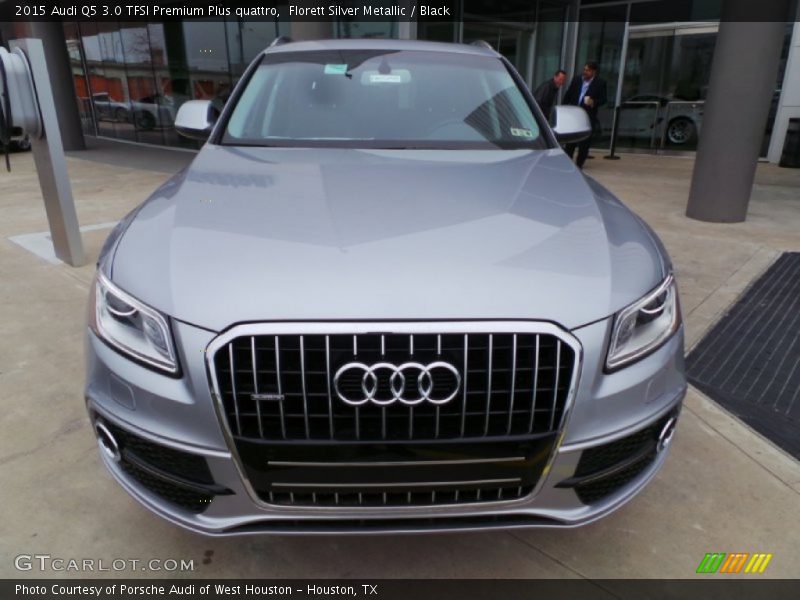 Florett Silver Metallic / Black 2015 Audi Q5 3.0 TFSI Premium Plus quattro