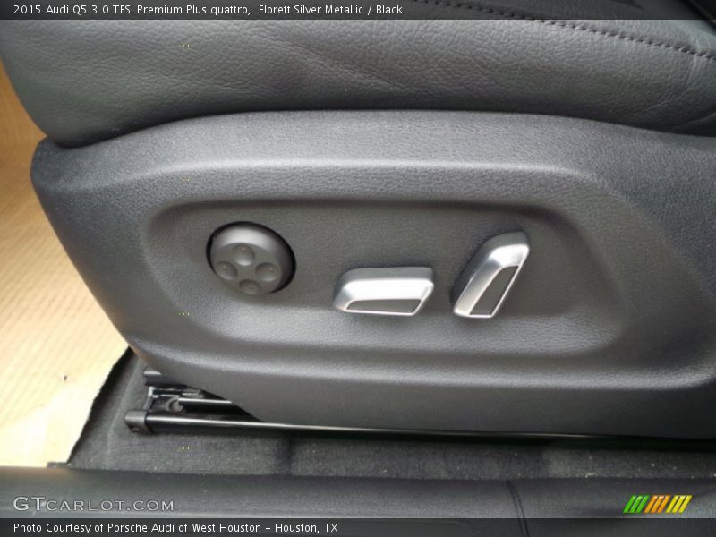 Controls of 2015 Q5 3.0 TFSI Premium Plus quattro