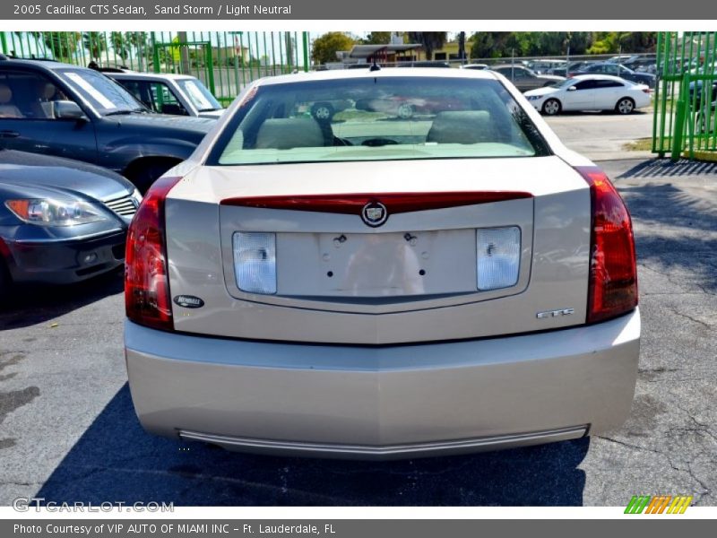 Sand Storm / Light Neutral 2005 Cadillac CTS Sedan