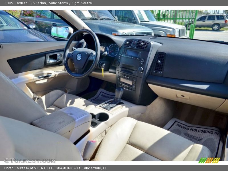  2005 CTS Sedan Light Neutral Interior