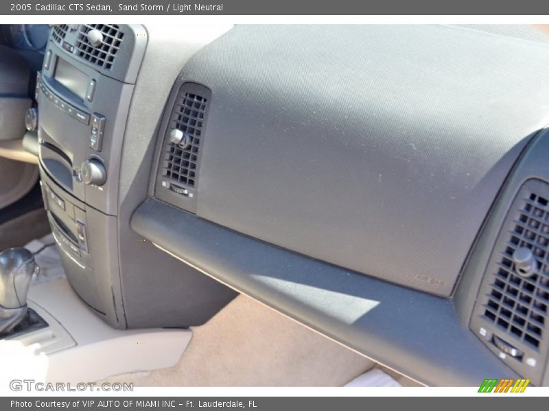 Sand Storm / Light Neutral 2005 Cadillac CTS Sedan