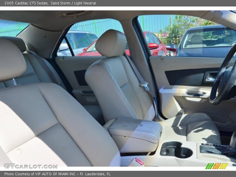 Sand Storm / Light Neutral 2005 Cadillac CTS Sedan