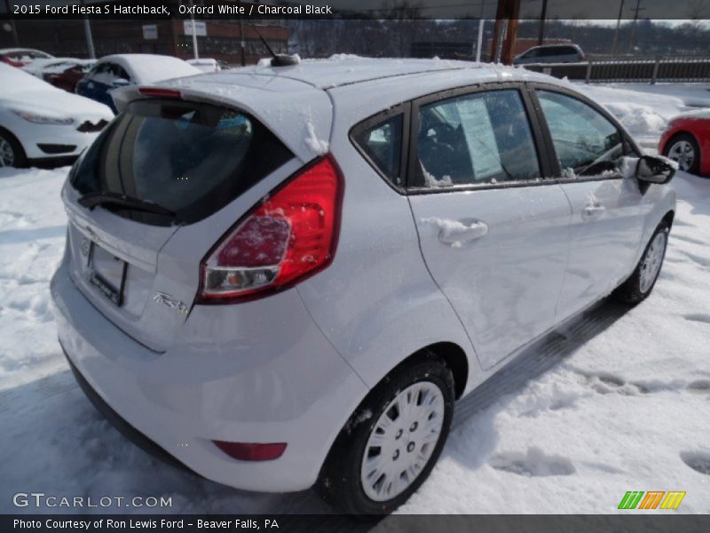 Oxford White / Charcoal Black 2015 Ford Fiesta S Hatchback